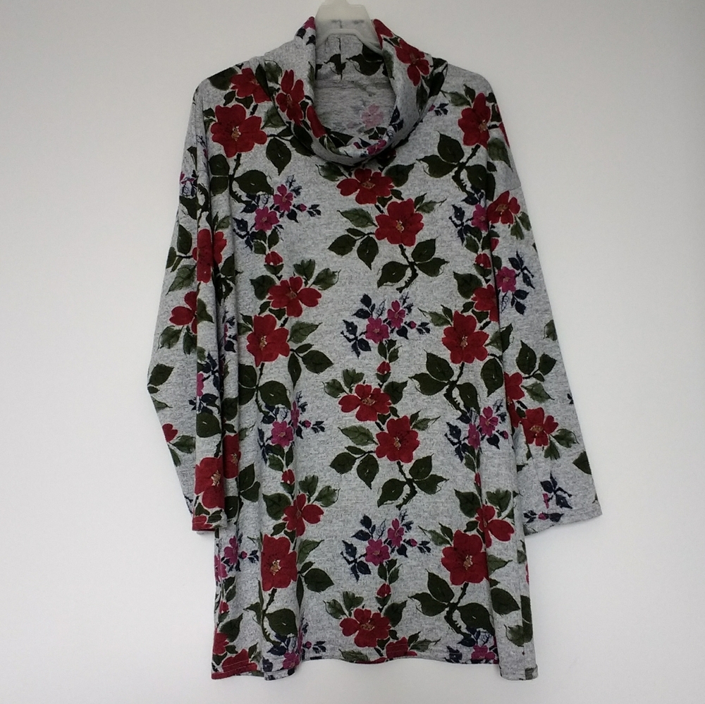 Floral Cowl Neck Tunic Size XL